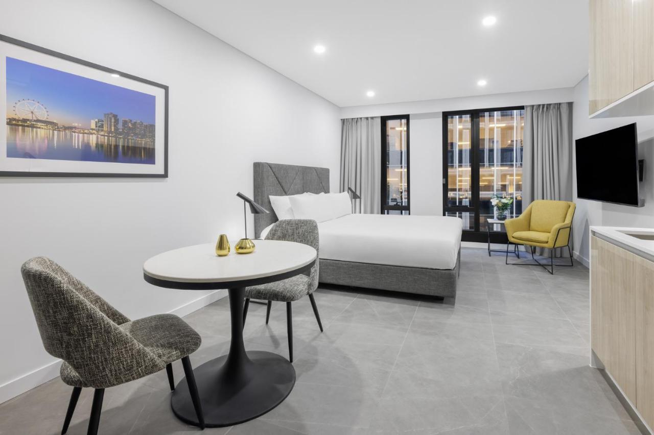 Meriton Suites Melbourne City Exterior foto Studio apartment