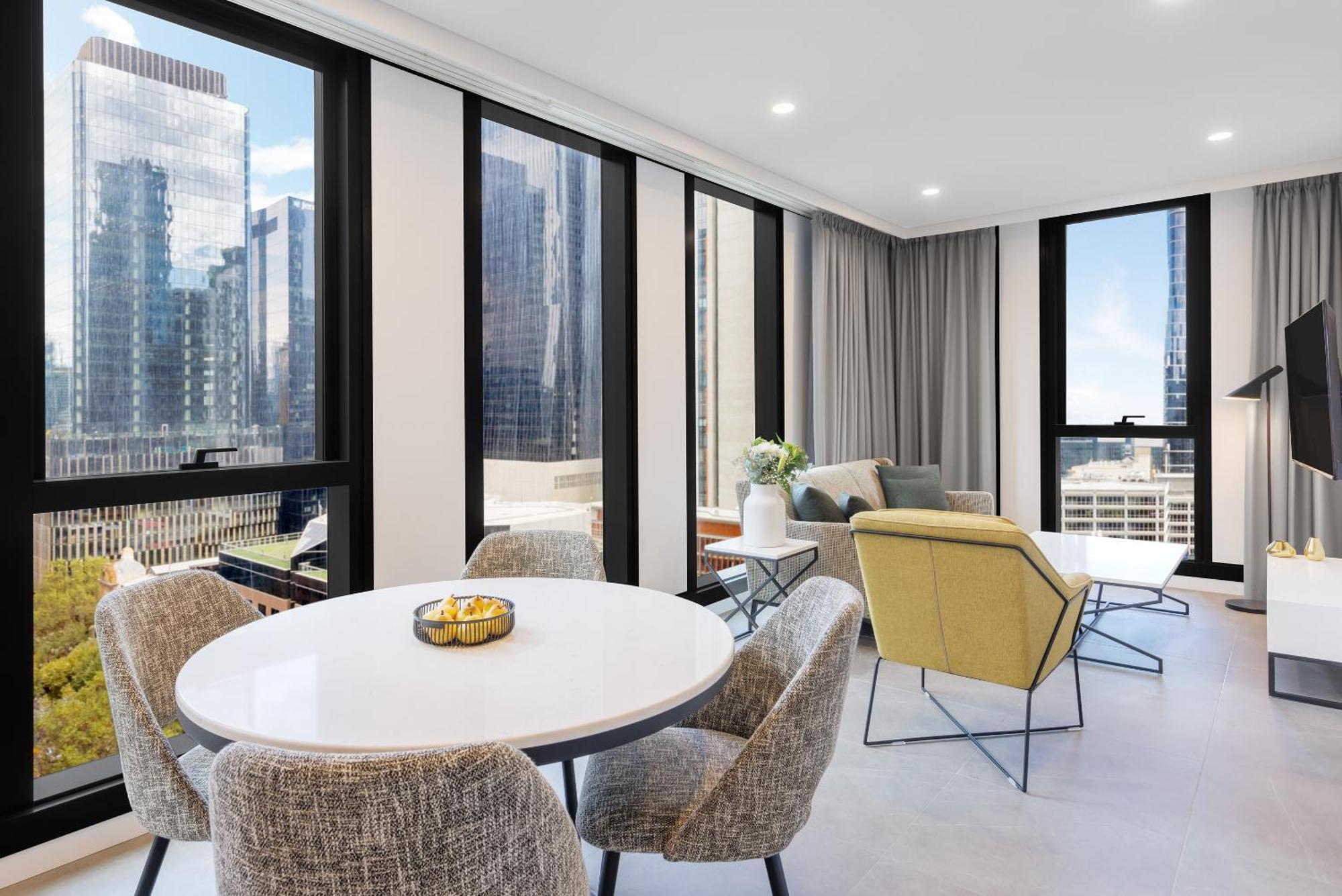 Meriton Suites Melbourne City Exterior foto The interior of a typical apartment