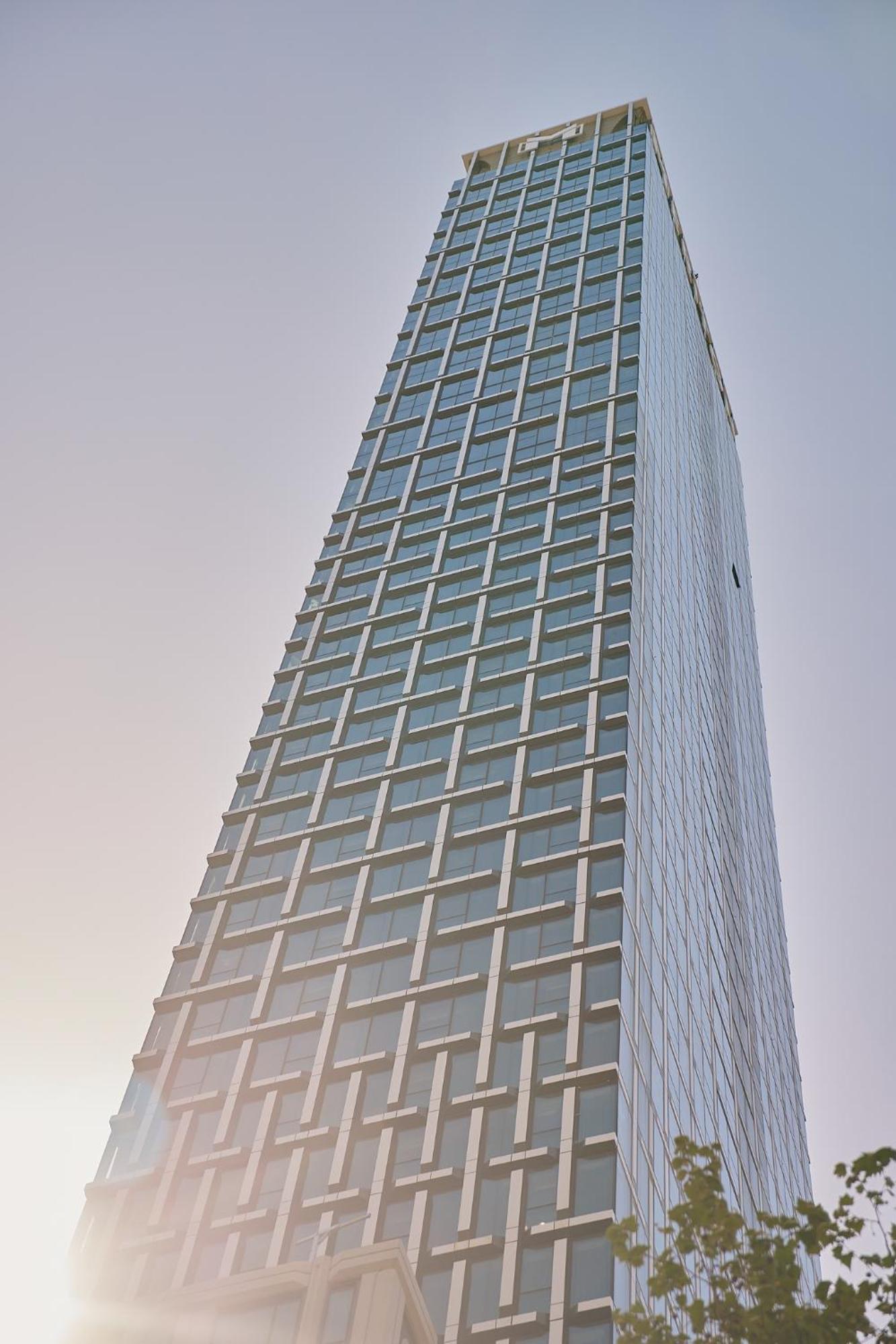 Meriton Suites Melbourne City Exterior foto The building's facade